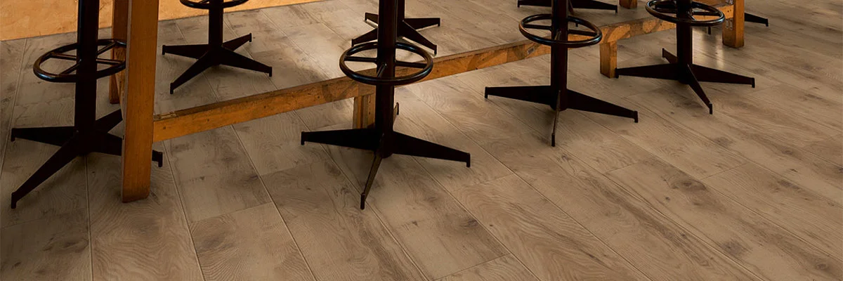 Expona-simplay-Honey Wild Oak 2572-3 Honey Wild Oak 2572