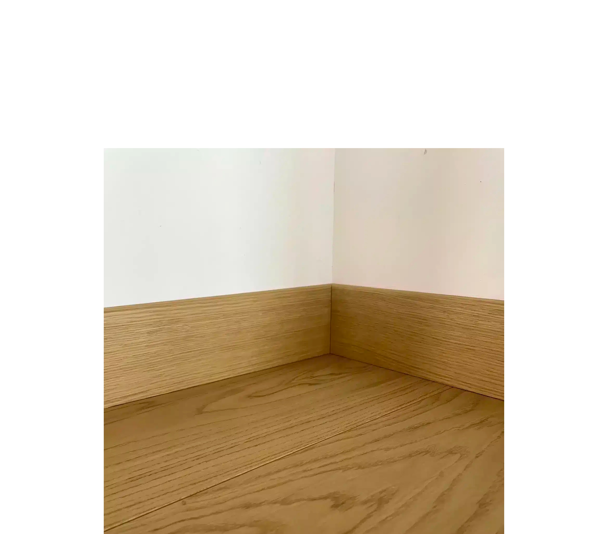 Plinthe carrée - Parquet Topaze, Huile naturelle et Miel
